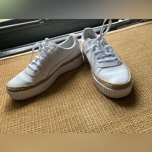 Puma Sneaker with Jute detail